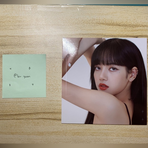 BLACKPINK *THE ALBUM* | Big Photocards - Picture 3 of 6